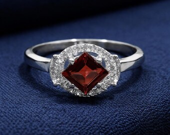Granat Ring, Platz Ring mit Granat, Hochzeitsschmuck, Geschenk für Sie