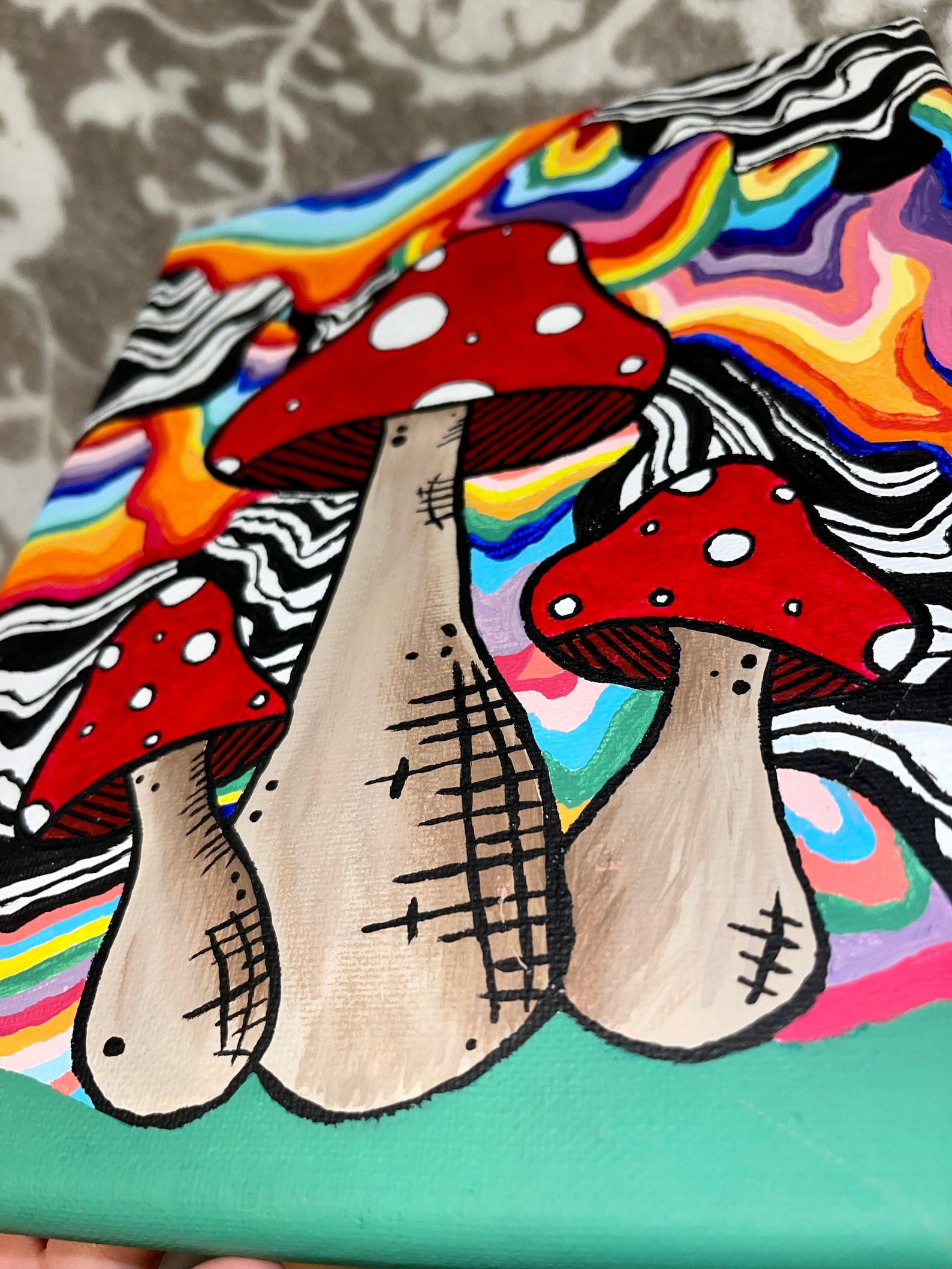 Easy Trippy Mushroom Painting - rhd4n63