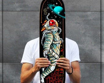 SKRBL Custom skateboard Dead Space spaceman art