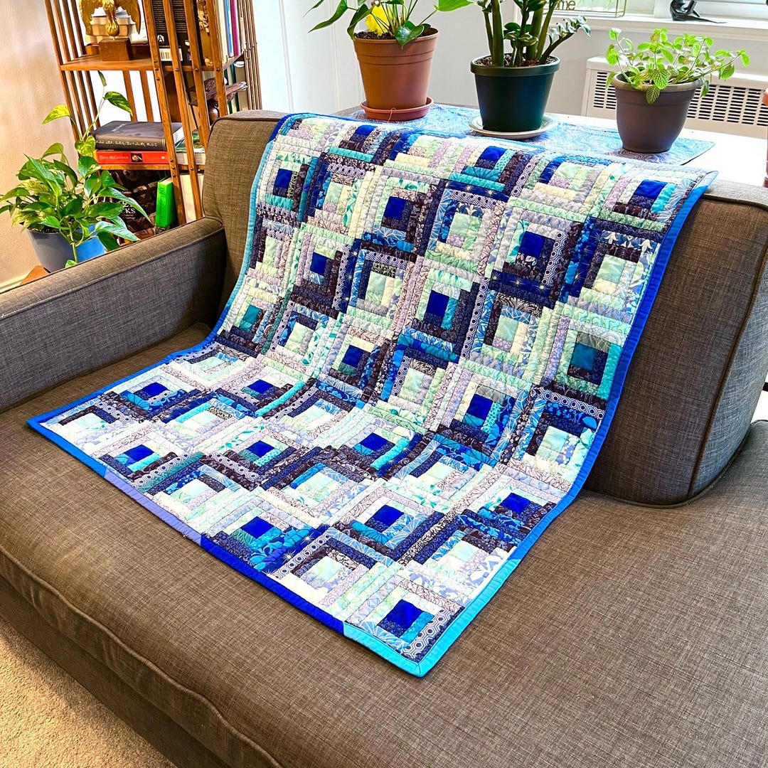 Quilted Wall Hanging/baby Quilt: Blue Log Cabin - Etsy
