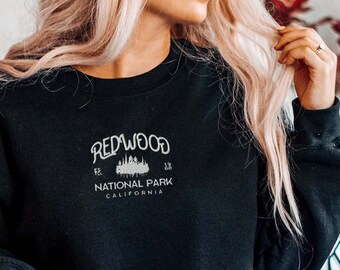 Sudadera del Parque Nacional Redwood / Vintage California Crewneck Bordado / Sudadera oversized / Regalo para excursionistas