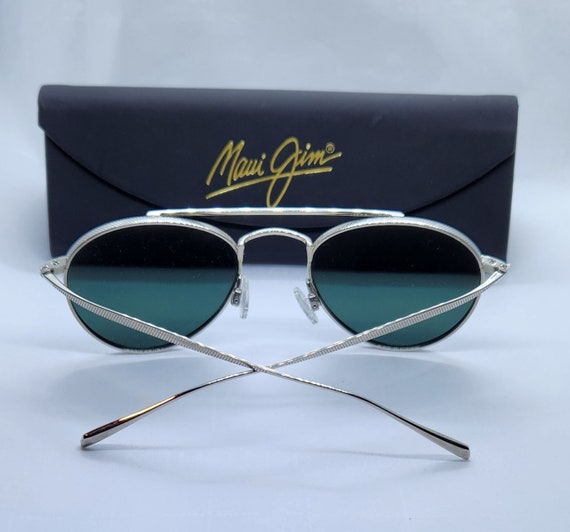 Maui Jim Silver Aviator Sunglasses with Case Maui Jim Half Moon Polarized Round Sunglasses 890-17 Silver  main image 2