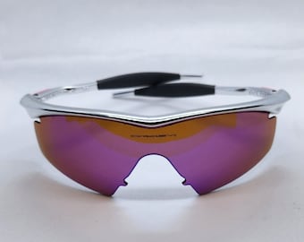 OAKLEY M-montuur: gepolijst zilverroze pictogrammen met gele iridium-glazen lenzen Gemaakt in de VS