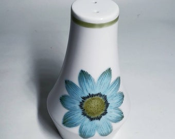 Noritake Motvale Platinum Salt & Pepper Shakers Noritake CO DROPSHIP 4807 434 INC Noritake Motvale Platinum Salt & Pepper Shakers Noritake CO DROPSHIP 4807 434 INC