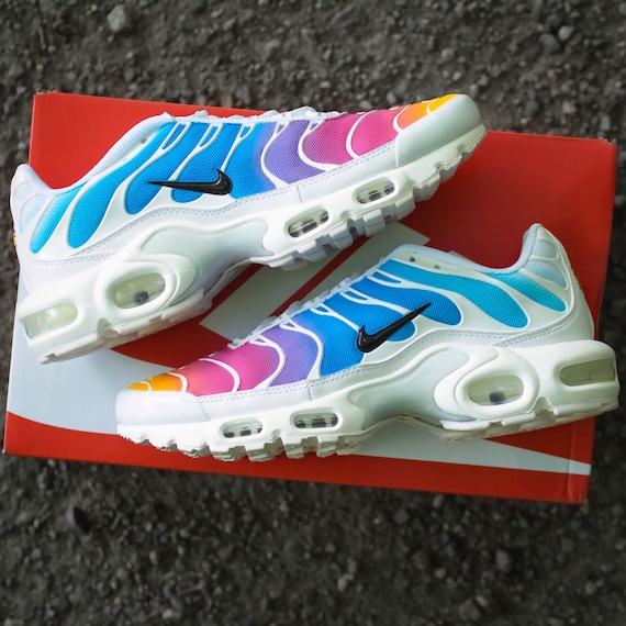 nike air max plus rainbow