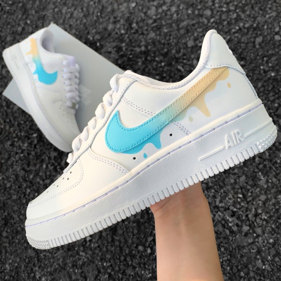 Nike Air Force 1 Bleu clair beige Custom Sneaker Color Gradient with Drip Chaussures pastel Baskets peintes a la main Custom AF1 Etsy France
