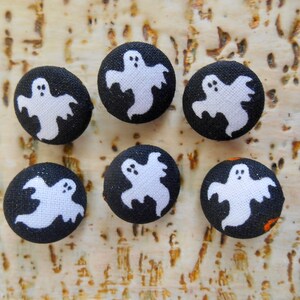 Spooky Ghost Buttons, Halloween Buttons, Goth Buttons, Black Spooky Buttons, White Ghost Buttons, Size 5/8&quot;, Set of 5, 6, or 7 buttons