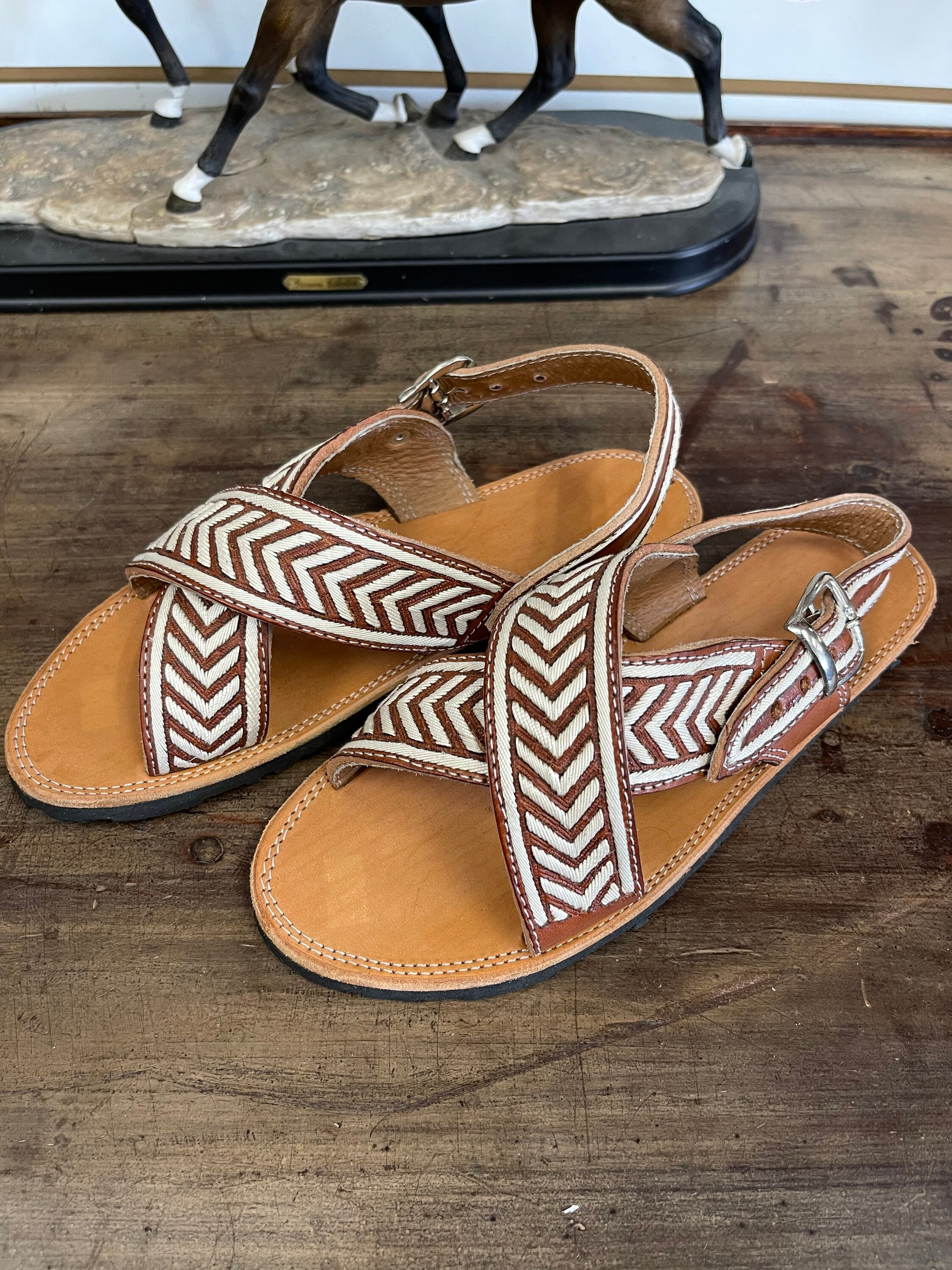 Chanclas Niño Huarache Niña Moda Pasitos Enanos Color Blanco/Oro