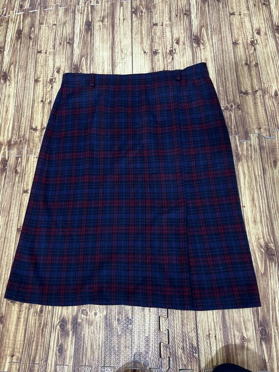 Cape Cod Sportswear, Skirt with Pockets Plaid Sz 14 Vintage Made In USA 28” View 3