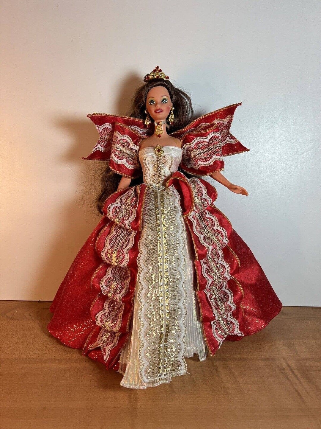 Poupée BARBIE Happy Holidays 1997 - Édition Limitée 10ème Anniversaire (Neuve)