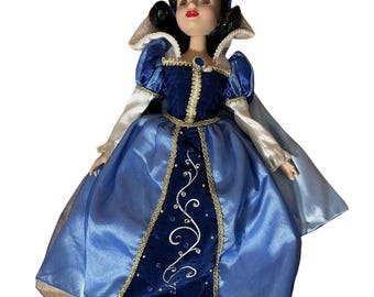 Vintage 2002 Disney Princess SNOW WHITE Porcelain Keepsake 14” Doll