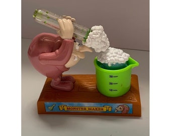 Vintage Burger King Fast Food Toy 1998 DreamWorks Toonsylvania Monster Maker