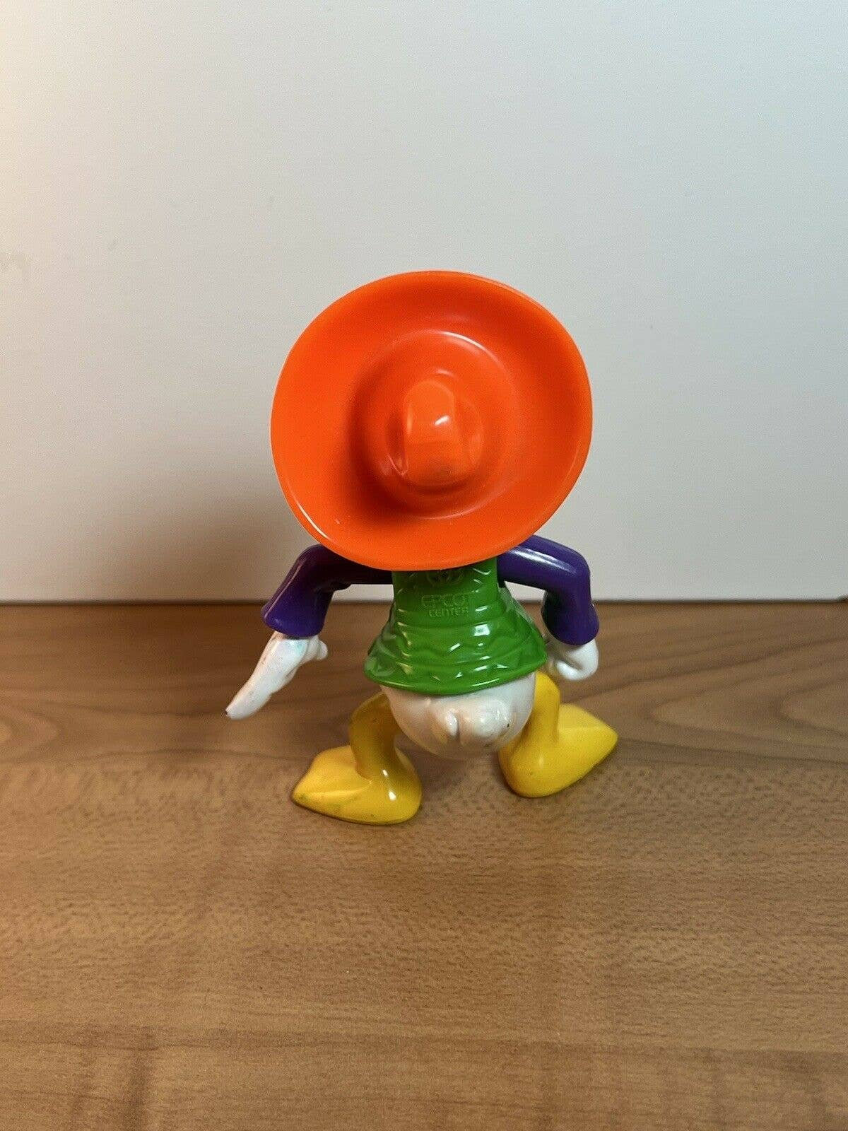 Walt Disney Donald Duck Epcot Center 3.5