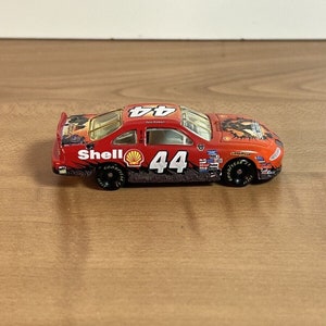 1998 TonyStewart #44 Shell/Small Soldiers 1:64 Nascar utan låda Diecast