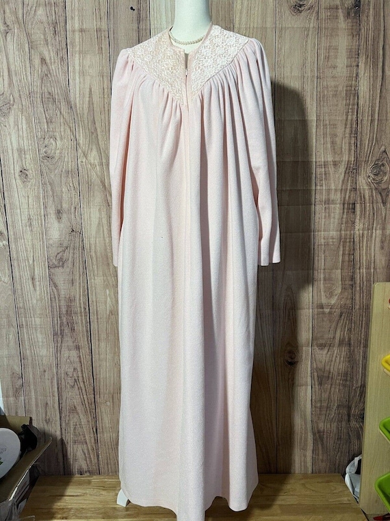 Vanity Fair Women's Pink Fleece Embroidered Duste… - image 2