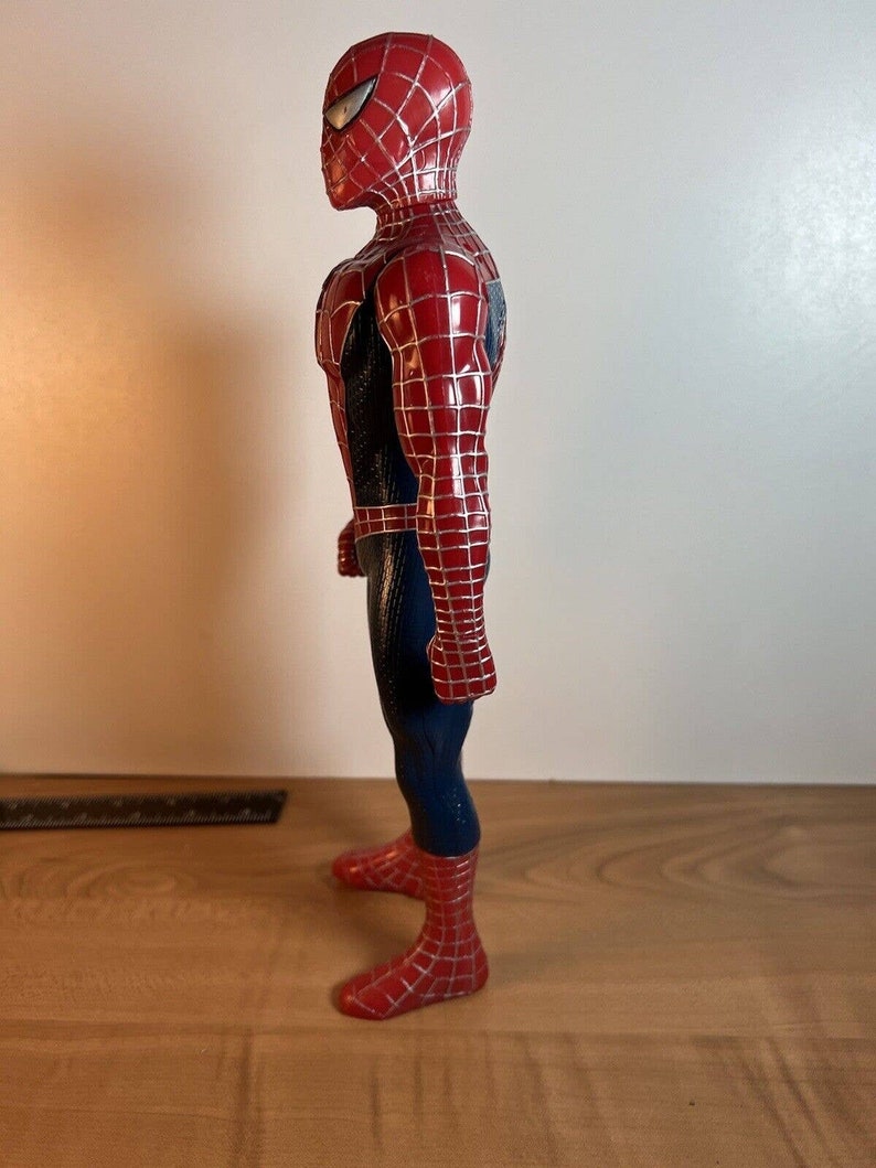 2001 MGA Marvel Spiderman The Movie 12" Action Figure Walkie Talkie image 3