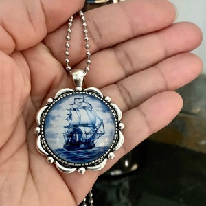 Delft blue necklace/Nautical Necklace/Sailing jewelry/Glass cameo necklace/Blue Pendant necklace/Dutch necklace/Gift for Oma image 6