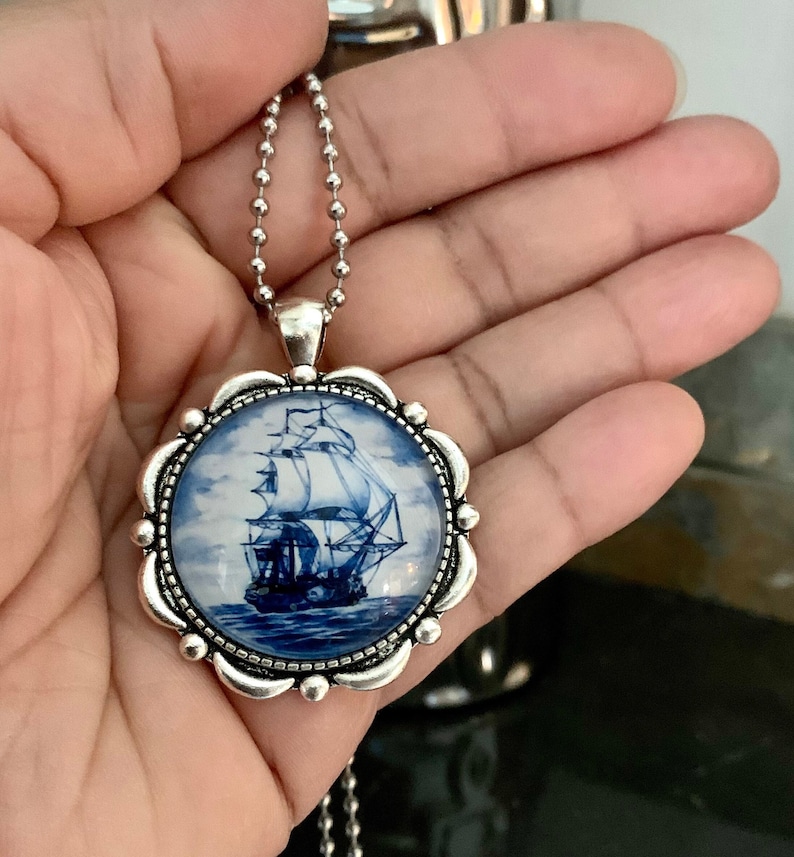 Delft blue necklace/Nautical Necklace/Sailing jewelry/Glass cameo necklace/Blue Pendant necklace/Dutch necklace/Gift for Oma image 6