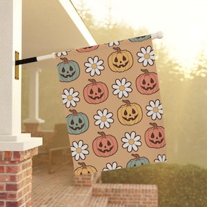 Daisy Pumpkin Flag, Fall Garden Flag, Halloween Flag, Cute Halloween Outdoor Decor, Autumn Yard Flags, Jack O Lantern Flag, Fall Yard Decor 24.5'' × 32''