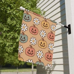 Daisy Pumpkin Flag, Fall Garden Flag, Halloween Flag, Cute Halloween Outdoor Decor, Autumn Yard Flags, Jack O Lantern Flag, Fall Yard Decor image 2