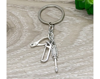 Llavero de manitas, llavero de herramientas, llavero para papá, dije de destornillador, regalo del Día del Padre, regalo para papá, llavero para abuelo, regalo de hijo, regalo para él
