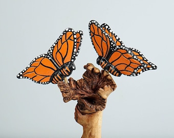 Couple Butterflies Figurine, Wood Carving, Colored Statue, Butterfly Ornaments, Insect, Book Shelf Decor, Gift for Sister, Wedding Gift