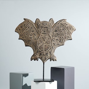 Timor Bat Wall Decor, Animal on Stand, Sculpture, Wood Carving, Bat Statue, Traditional Art, Bat Figurine, Living Room Decor, Gift for Dad