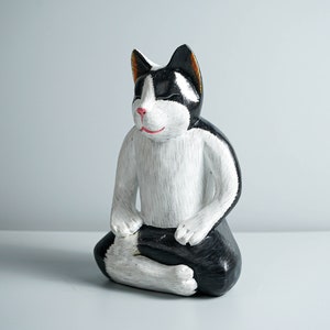Figurine de chat méditant, statue colorée de yoga de chat, sculpture peinte, statue de pose de yoga, sculpture sur bois, décoration d'appartement, cadeau commémoratif image 5