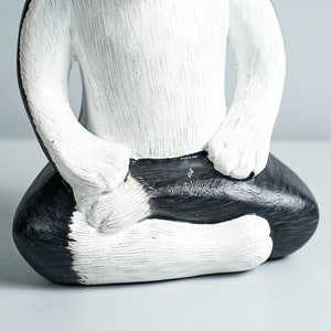 Figurine de chat méditant, statue colorée de yoga de chat, sculpture peinte, statue de pose de yoga, sculpture sur bois, décoration d'appartement, cadeau commémoratif image 9