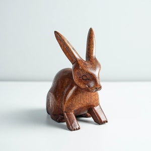 Wooden Rabbit Sculpture, Animal Statue, Wood Carving, Tabletop Decor, Handcrafted, Unique Figurine, Apartment decor, Best Friend gift