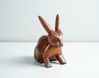 Wooden Rabbit Sculpture, Animal Statue, Wood Carving, Handcrafted, Unique Figurine, Tabletop Decor, Room Decor, Gift for Mom, Birthday Gift