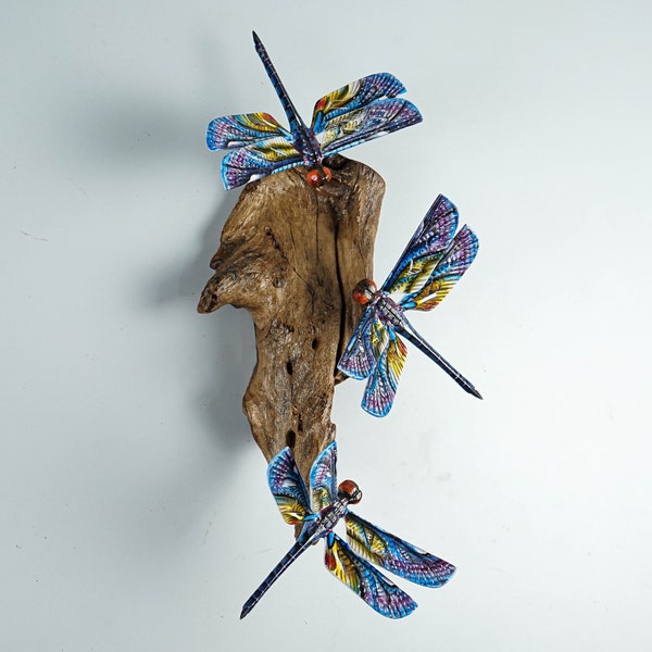 Hangende sculptuur van blauwe libellen, wanddecoratie, houtsnijwerk, prachtig beeldje, kunst, uniek, handgemaakt, cadeau voor moeder