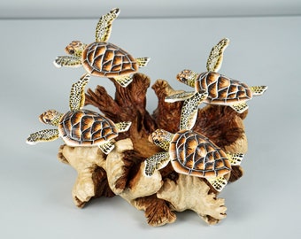 Turtle Sculpture, Family, Sea Turtle, Wood Carving, Ocean, Hand-painted Figurine, Office Desk Decor, Summer, Home Decoration, Family Gift