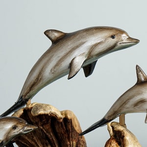 Jumping Dolphin family, Swimming Dolphin, Wood Caving, Table decor, Ocean, Painted Dolphin, Table Home Decor, Gift for Parents, Family Gift image 8