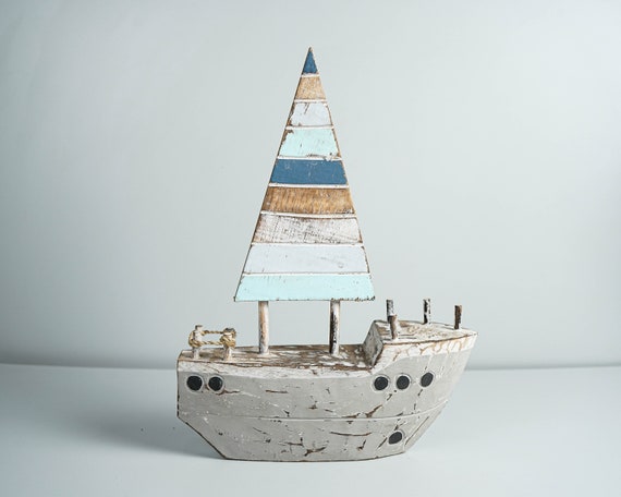 Wooden Sailboat, Wooden Ship, Wood Desk Accessory, Nautical Ornament, Fishing  Boat Figure, Boho Decor, Gift for Kids, Gift for Father 