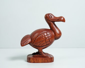 Wooden Dodo Bird Statue, Dodo Bird figurine,  Animal Sculpture, Wood Carving, Hand Carved, Living Room Decor, Gift for Friend, Gift for Son