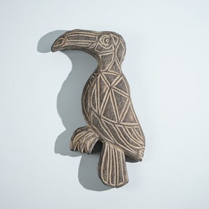 Parrot animal of Timor, Wall Decoration, Animal on Stand, Bird Sculpture, Handicraft, Bird Figurine, Home Table Decor, Father Son Gift