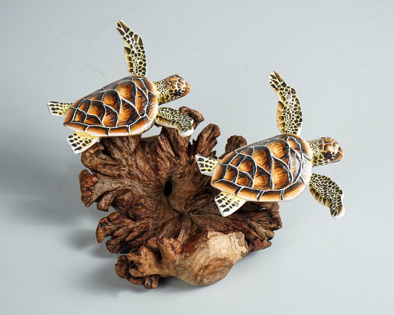 Couple Turtle Sculpture, Sea Turtle, Wood Carving, Ocean, Hand-painted Figurine, Office Desk Decor, Unique, Wedding Gifts, Birthday Gift image 1