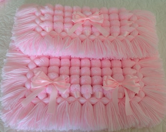 Babies pram pompom blanket |Pram blanket/pram topper Baby girl gift | Handmade blanket | Pompom blanket | pink  | 100% acrylic wool.