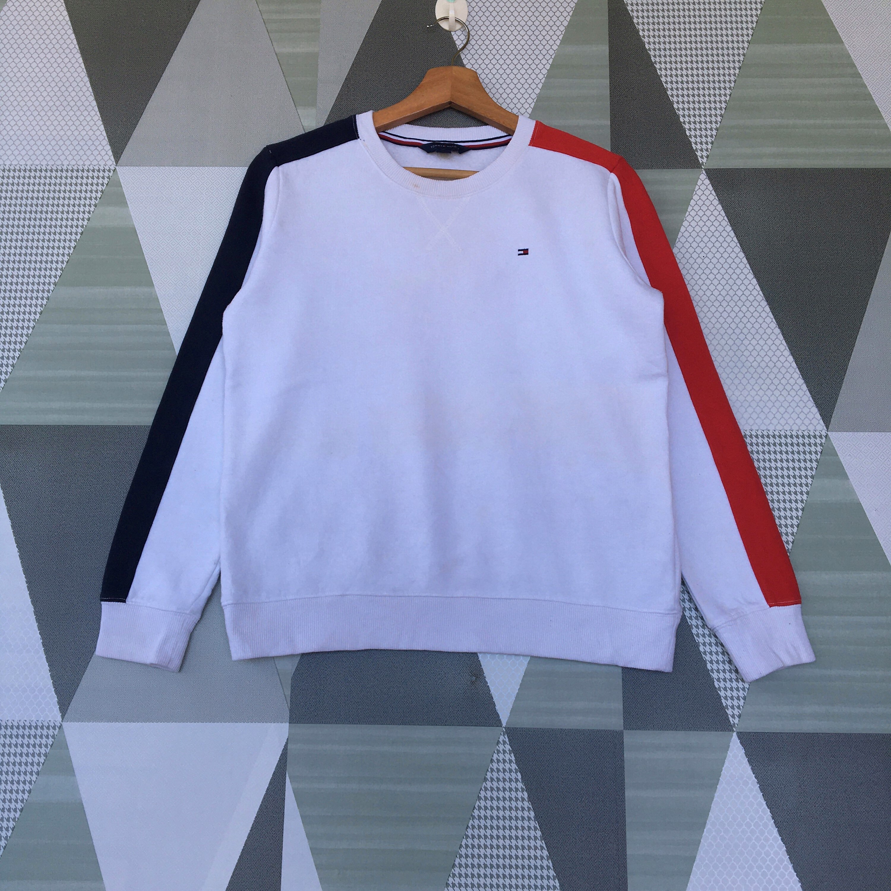 Tommy Hilfiger Sweatshirt - Etsy