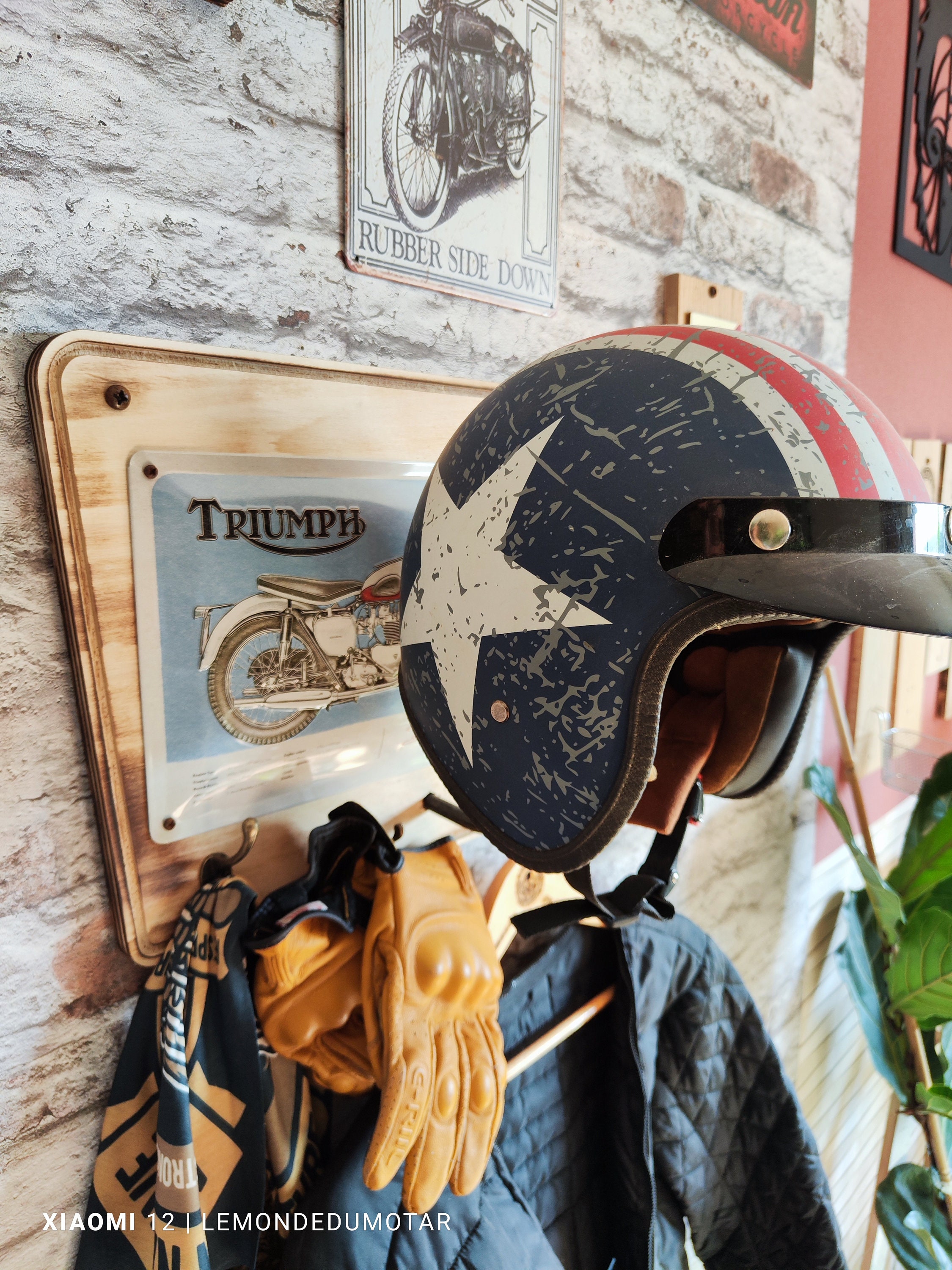 Triumph Official Nostalgic Arts Plaque with or without Multi-support Wooden Motorcycle Helmet Holder