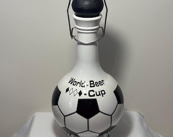 Decantador de cerámica vintage del mundo del fútbol – Alemania, Copa de fútbol Beer-Meister