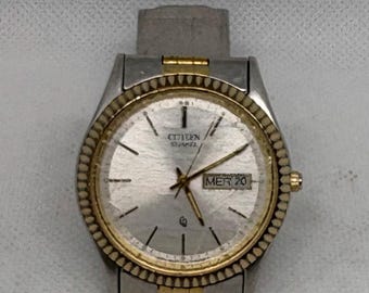 Relógio de pulso masculino vintage Citizen CQ 1100-R12535 bicolor com calendário francês – Relógio de pulso clássico de quartzo para ocasiões formais.