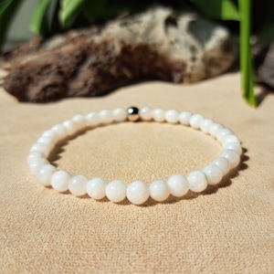 Real Moonstone Beaded Bracelet, Dainty Moon Stone Crystal Bracelet, Gift for Women, Delicate Jewelry Bridesmaid Gift, Wedding Jewelry, 6mm