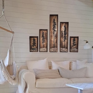 Art mural en bois peint à la main, peinture d'arbre côtier, décoration d'arbre de forêt, décoration de chalet.