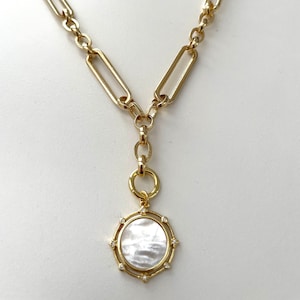 Chunky Gold Paperclip Chain Necklace: Shell Pearl Charm Holder