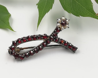 Broche antigo, granada, granadas da Boêmia, pérolas de rio raras, flor, prata 900