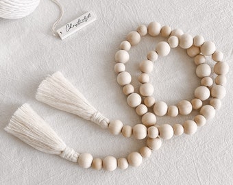 Wooden bead garland for the Christmas tree - wooden chain with tassels - decorative chain in various colors and lengths