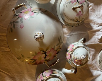 Noritake Azalea Japan Serving Pieces.vintage.