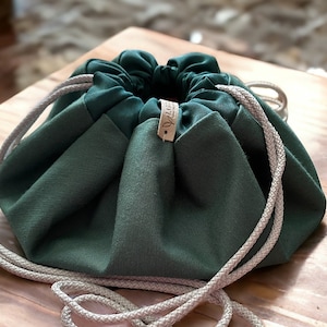 Trousse de maquillage verte | Trousse à cosmétiques |Trousse de toilette | Maquillage | Cordon de serrage | Cadeau fait main | Réversible | Cadeau de Noël